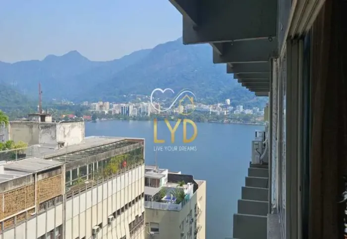 Apartamento original 4 quartos na Lagoa