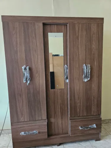 Guarda roupa de casal novo