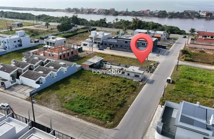 Terreno de esquina (507m²) - bairro Nova Barra Velha