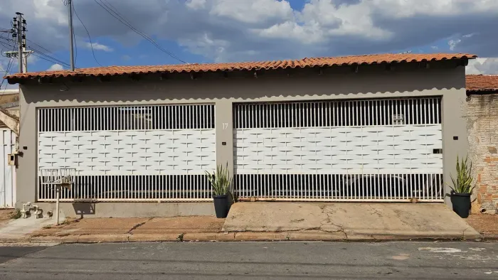 Vendo linda casa no CPA 4