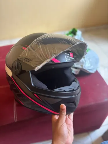 Capacete