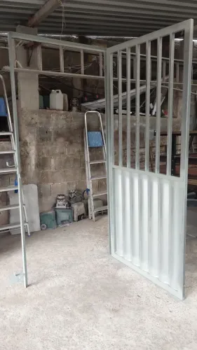 Portão social galvanizado novo
