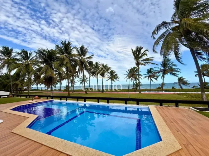 Casa beira-mar à venda em Guarajuba | pé na areia, 5/4 condomínio Paraíso