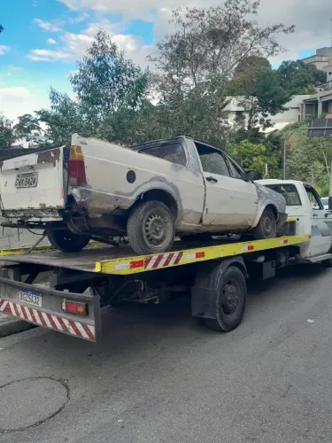 Sucata pra Retirada de peças saveiro quadrado