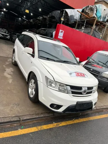 Sucata Fiat Freemont 2011 2012 Disponível para retirada de peças