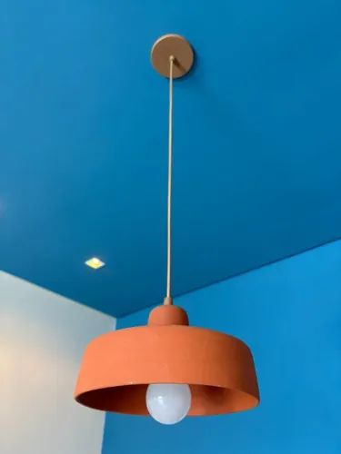 Luminária pendente Sombreira - terracota | Pirilampa