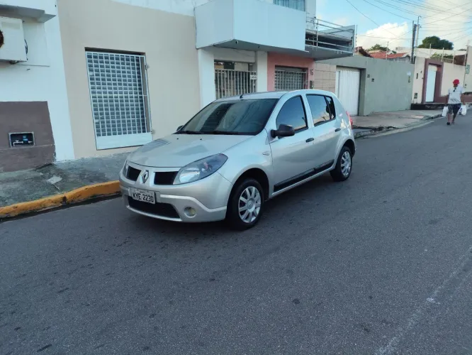 Renault Sandero Expression Hi-flex 1.0 16V 5P 2010