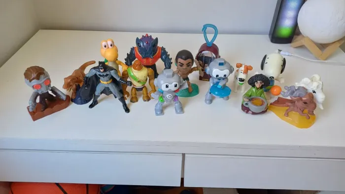 Lote de brinquedos usados