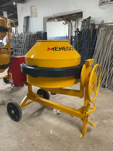 Betoneira Menegotti Rental 400l