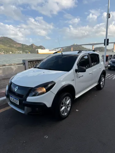 Renault Sandero Stepway Hi-power 1.6 8V 5P 2014