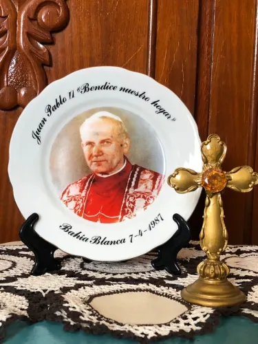 PRATO PORCELANA JOÃO PAULO II VINTAGE ARGENTINA RARIDADE 20cm diâmetro.
