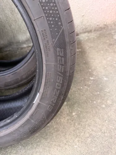Pneu 225/50r18