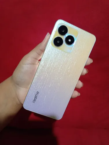 Realme C53 
