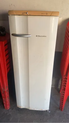 Geladeira eletrolux