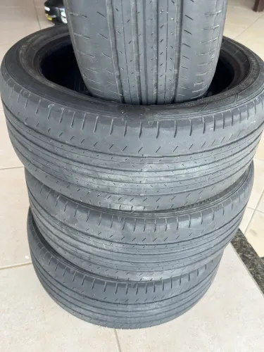 Pneus aro 17 225/45