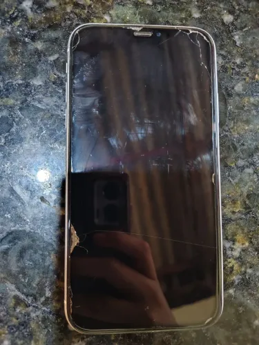 iPhone XR para retirada de peças ou conserto