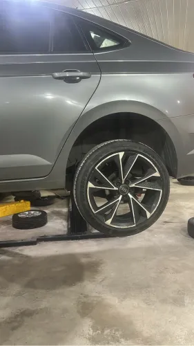 Troco rodas aro 18 em outra roda aro 18 5x100