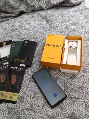 Realme Note 60