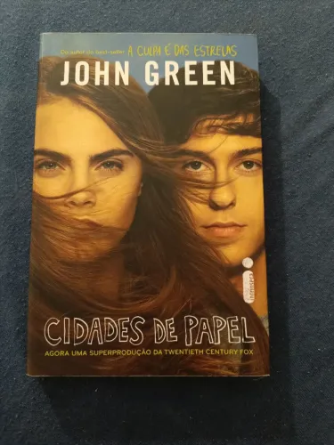 Livro "Cidades de Papel"
