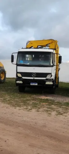 Caminhão atego 2005 e Munck Masal de 20