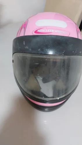 Capacete rosa