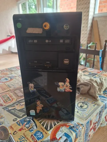 COMPUTADOR KENNEX