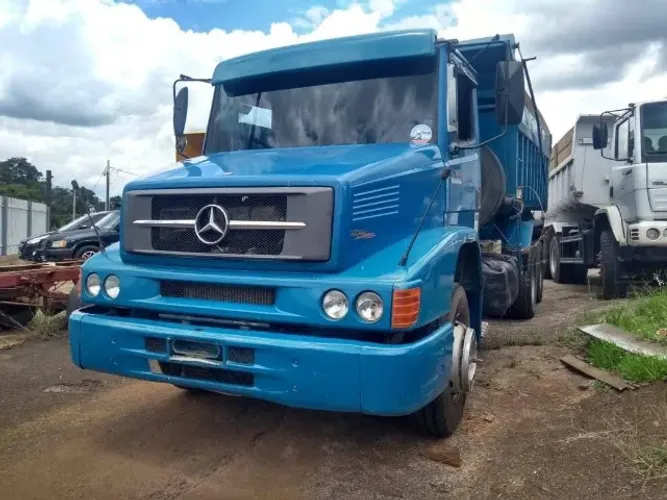 Mercedes 1620 caçamba 2011