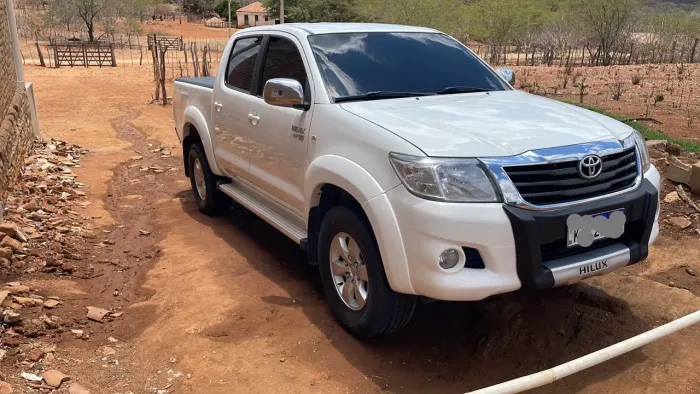 Toyota Hilux CD SR 4X2 2.7 16v/2.7 Flex Aut. 2013