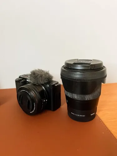 Sony ZV-E10 + Lente Sigma 16mm f/1.4