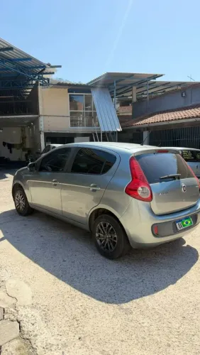 Fiat Palio Attractive 1.0 EVO Fire Flex 8V 5P 2013