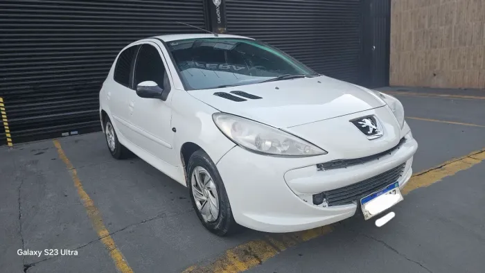 Peugeot 207 XR 1.4 Flex 8V 5P 2012