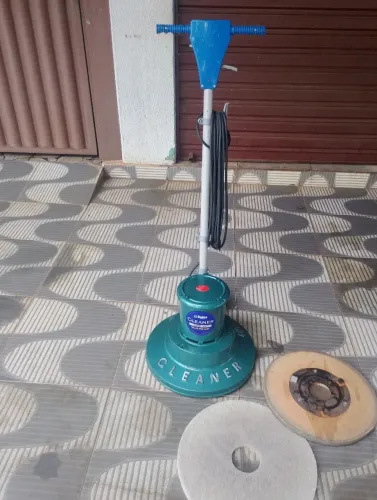 Enceradeira industrial cleaner tamanho 400