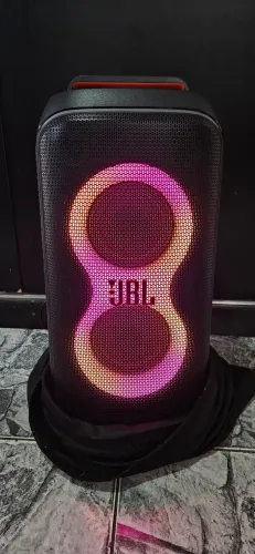 ? Kit Festa Perfeito: JBL PartyBox Club 120 + Par de Microfones Sem Fio JBL! ?
