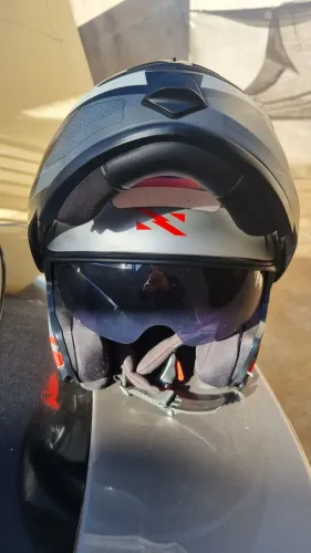 Capacete Norisk articulado n58 robocop escamoteavel