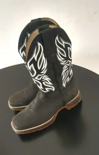 BOTA COURO MASC CANO LONGO TEXANA SOLADO TRATORADO COR PRETO TAM 40×41 ESTADO DE NOVO