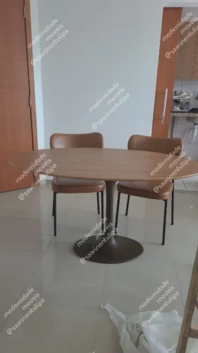 Base saarinen tulipa com tampo oval 1.20x0.80 mdf freijó
