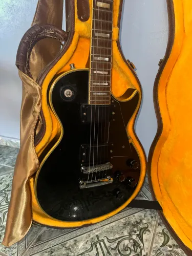 Vendo guitarra Les Paul
