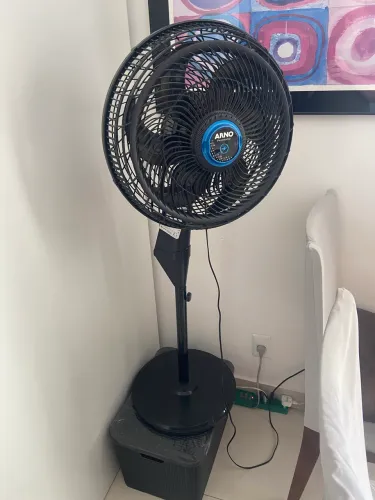 Ventilador de Coluna Arno Ultra Silence Force com função Repelente