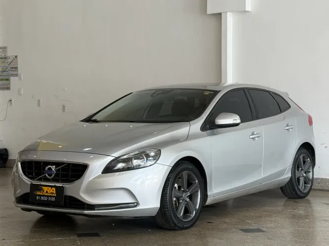 Volvo V40 T-4 2.0 Aut./mec. 2013