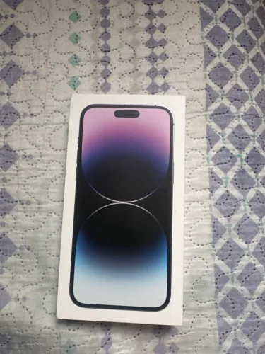 Caixa do iPhone 14 Pro Max