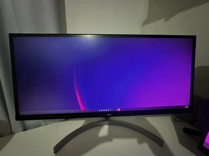 Monitor ultrawide LG