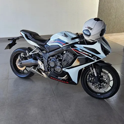 HONDA CBR 650R 2024