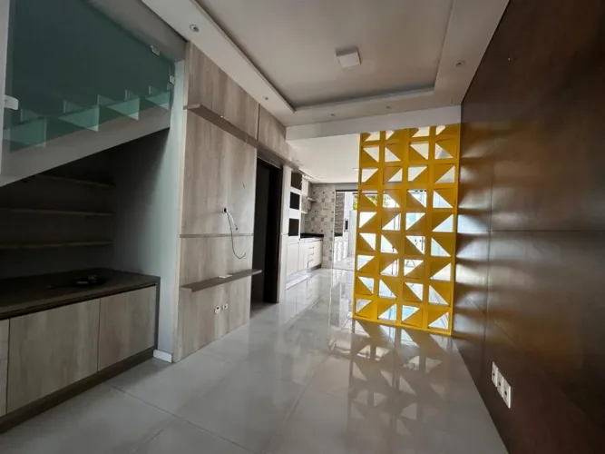 CASA GEMINADA no SÃO MARCOS com 2 quartos para LOCAÇÃO, 75 m²