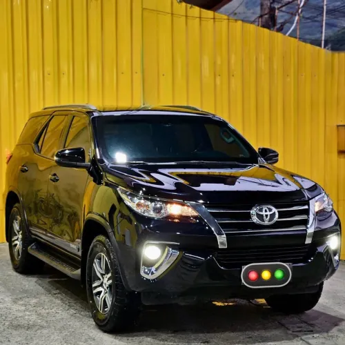 Toyota Hilux SW4 SR 4X2 2.7/ 2.7 Flex 16V Aut. 2018