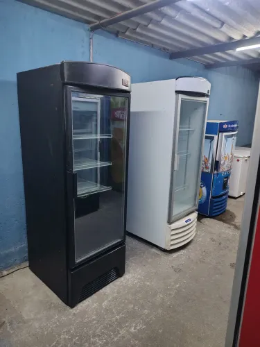 Cervejeira Expositora Metalfrio 500 litros entrega