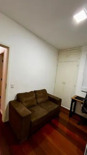 Sofá 2 lugares