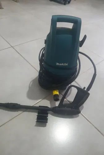 Bomba Maquina Alta Pressao Makita + Mangueira Tramontina Longa