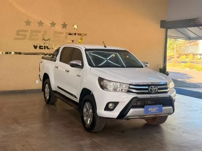 Toyota Hilux CD 4X4 2.8 Diesel Mec. 2018