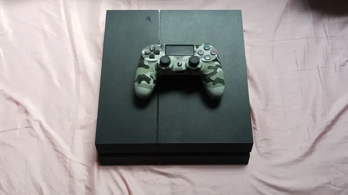 VENDO PS4 USADO