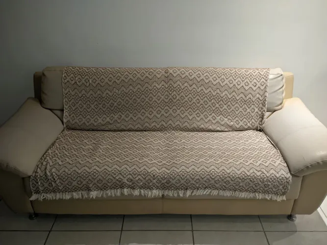 Vendo sofá em corino premium